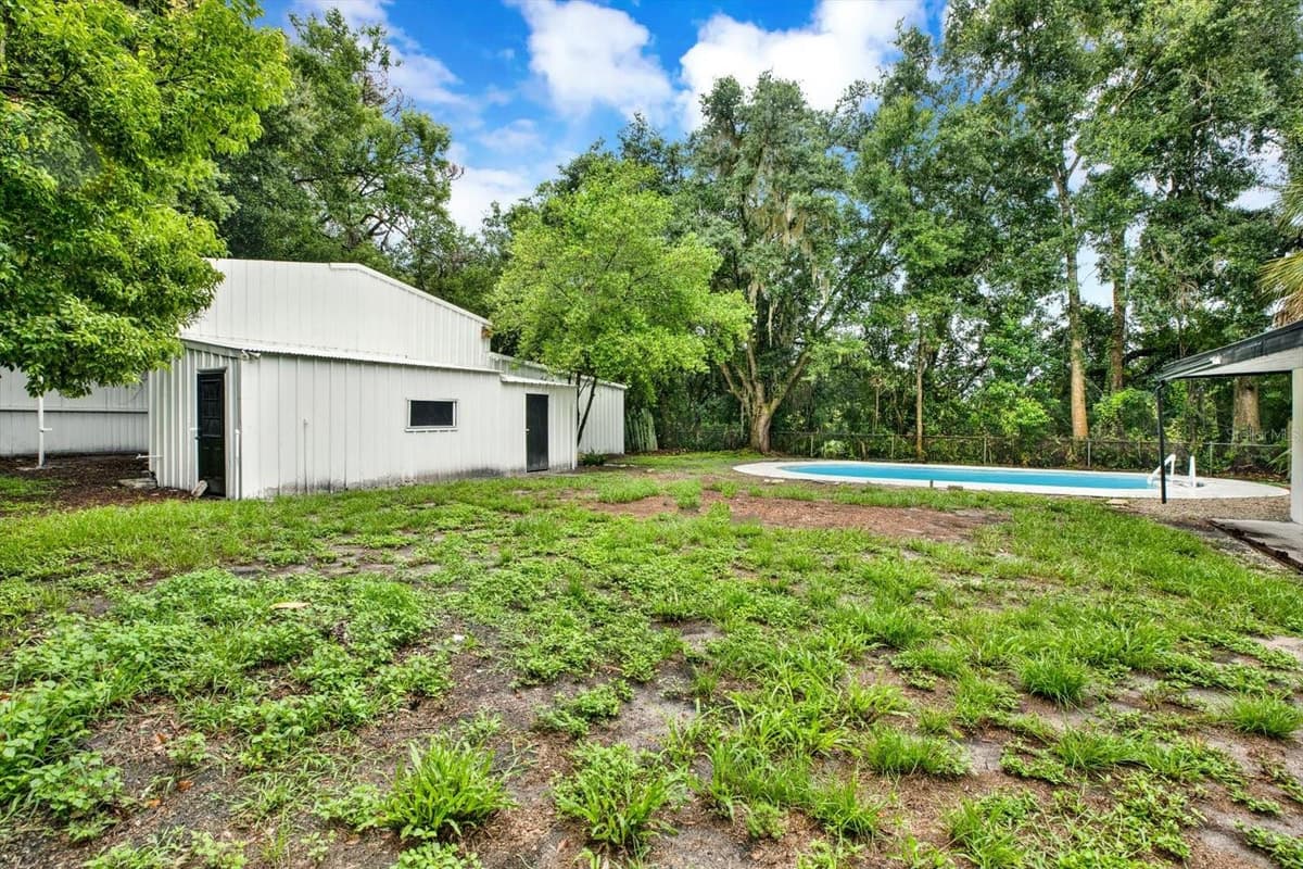 3606 AUTUMN PALM DRIVE — photo 26 of 31