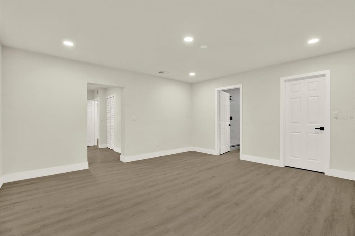 3606 AUTUMN PALM DRIVE — photo 23 of 31