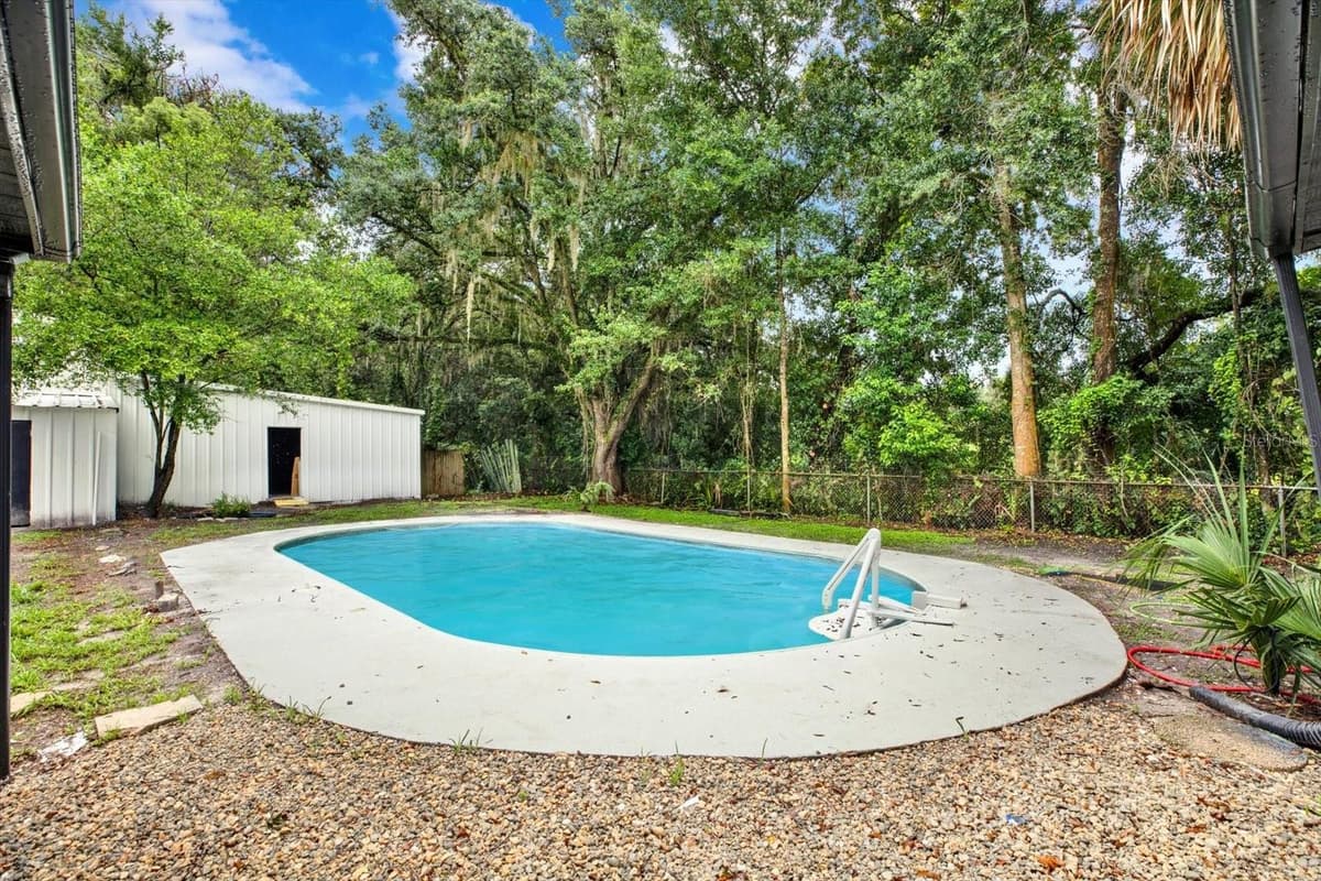3606 AUTUMN PALM DRIVE — photo 27 of 31