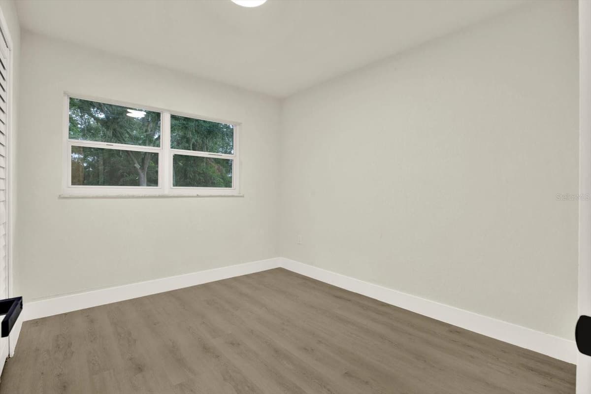 3606 AUTUMN PALM DRIVE — photo 16 of 31