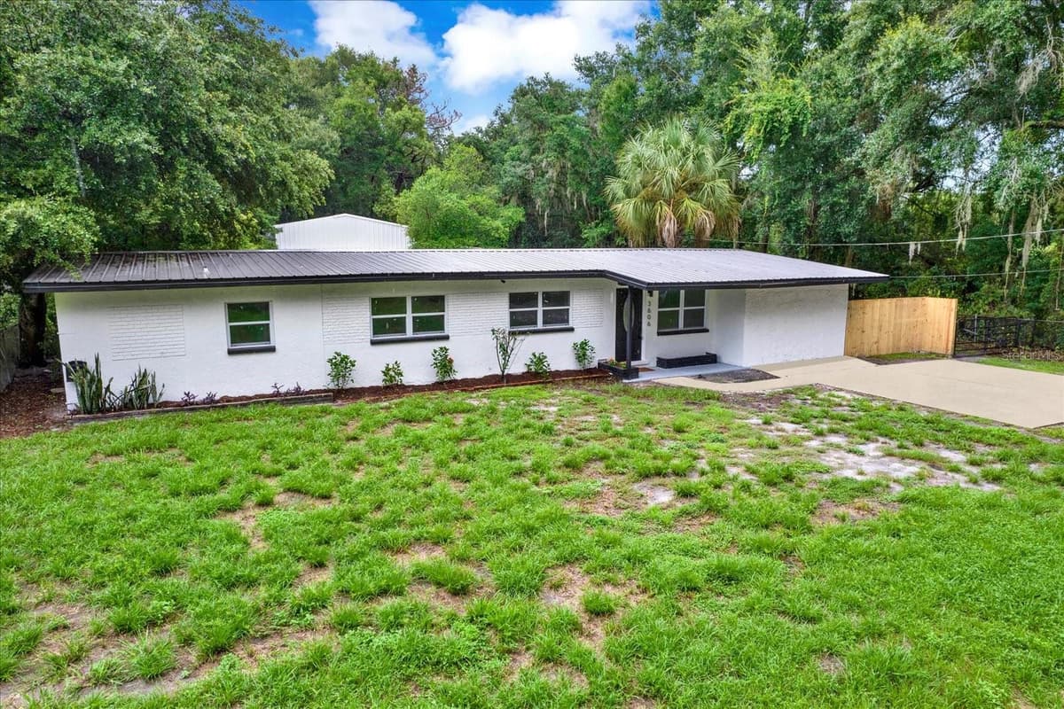 3606 AUTUMN PALM DRIVE — photo 2 of 31