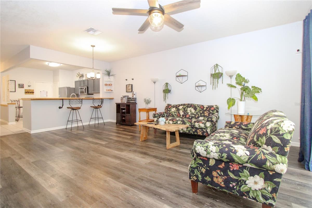 2722 CONCH HOLLOW DRIVE — photo 10 of 25