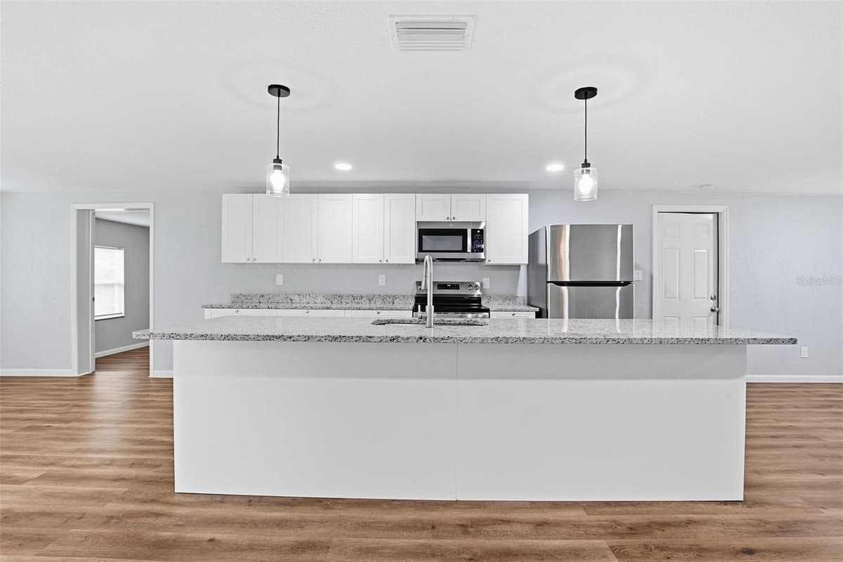 8531 HORIZON LANE — photo 18 of 36