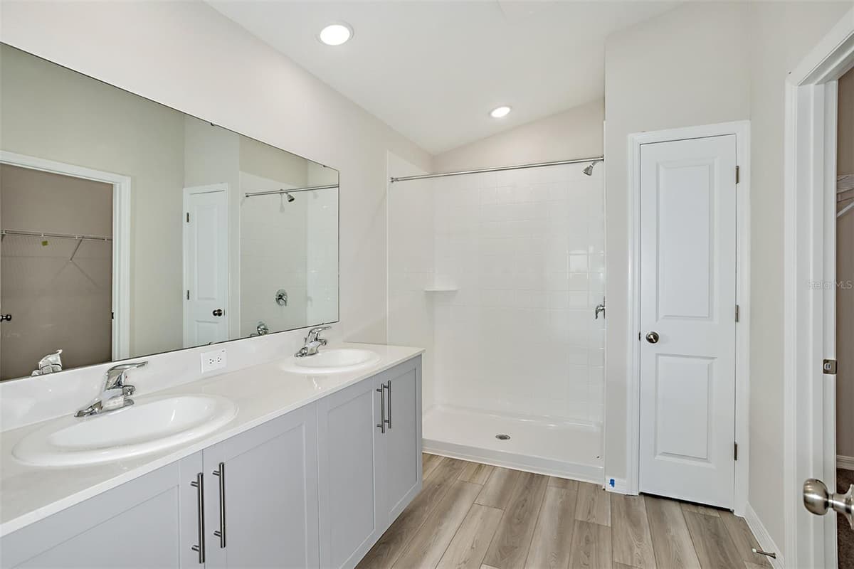 15204 MAUDE LANDING LOOP — photo 5 of 14