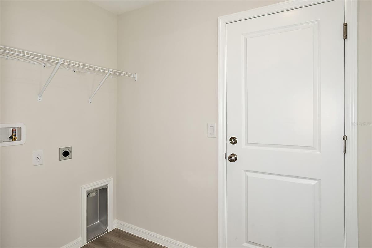15204 MAUDE LANDING LOOP — photo 13 of 14