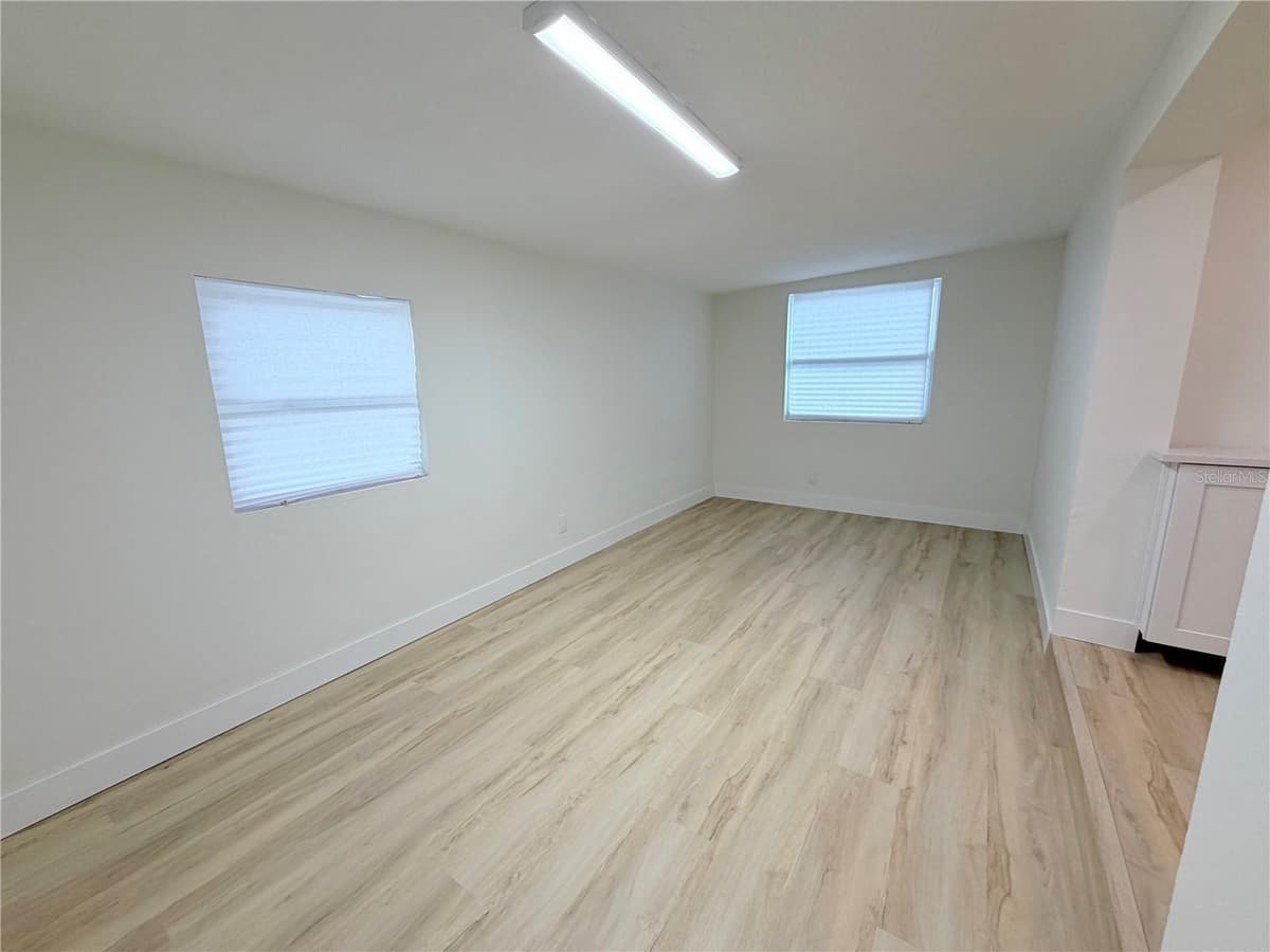 4533 FERN STREET — photo 12 of 32
