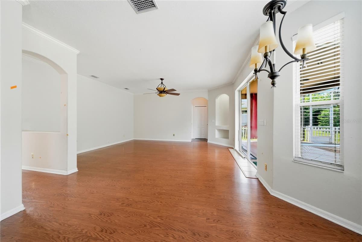 11335 VILLAGE BROOK DRIVE — photo 7 of 53