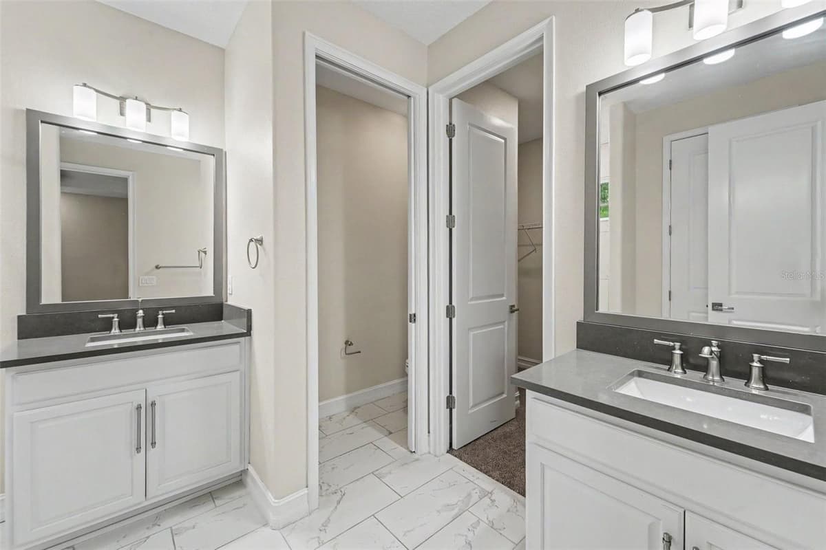 5150 SAN MARTINO DRIVE — photo 10 of 15