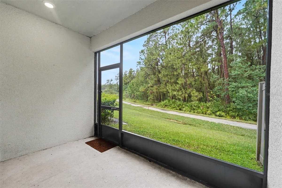 5150 SAN MARTINO DRIVE — photo 13 of 15