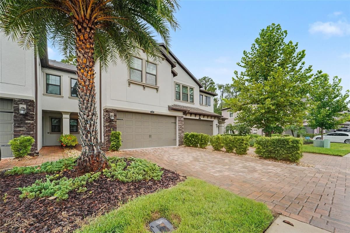 5150 SAN MARTINO DRIVE — photo 2 of 15
