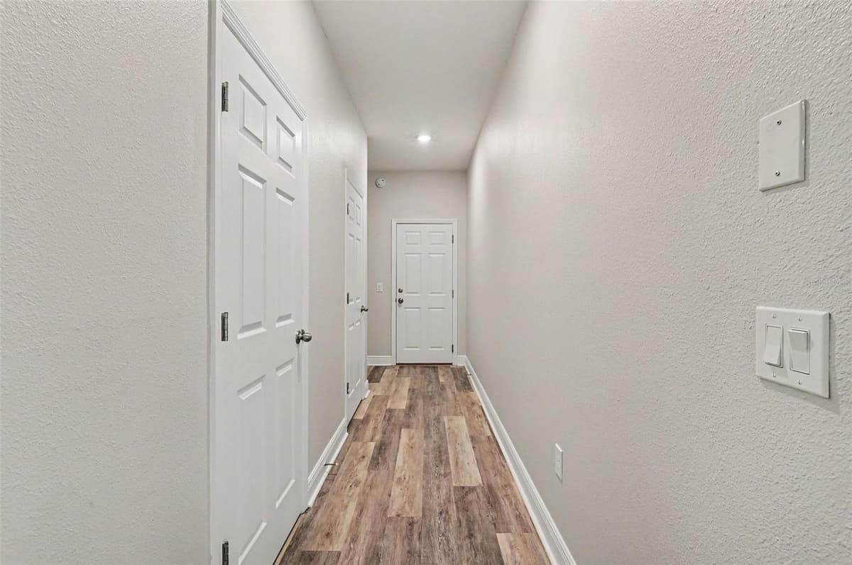 1427 BROAD WING LANE — photo 15 of 25