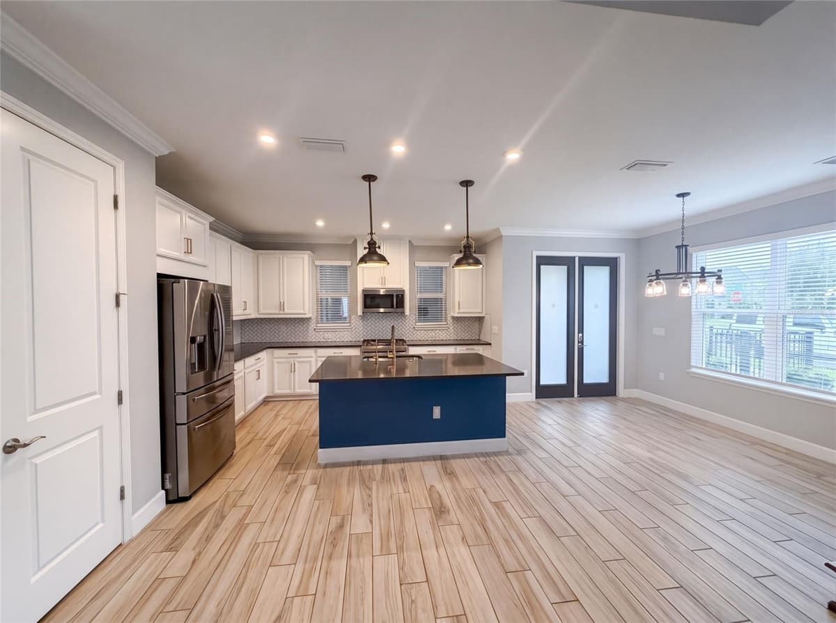 13720 STEVENSON LANE — photo 6 of 43