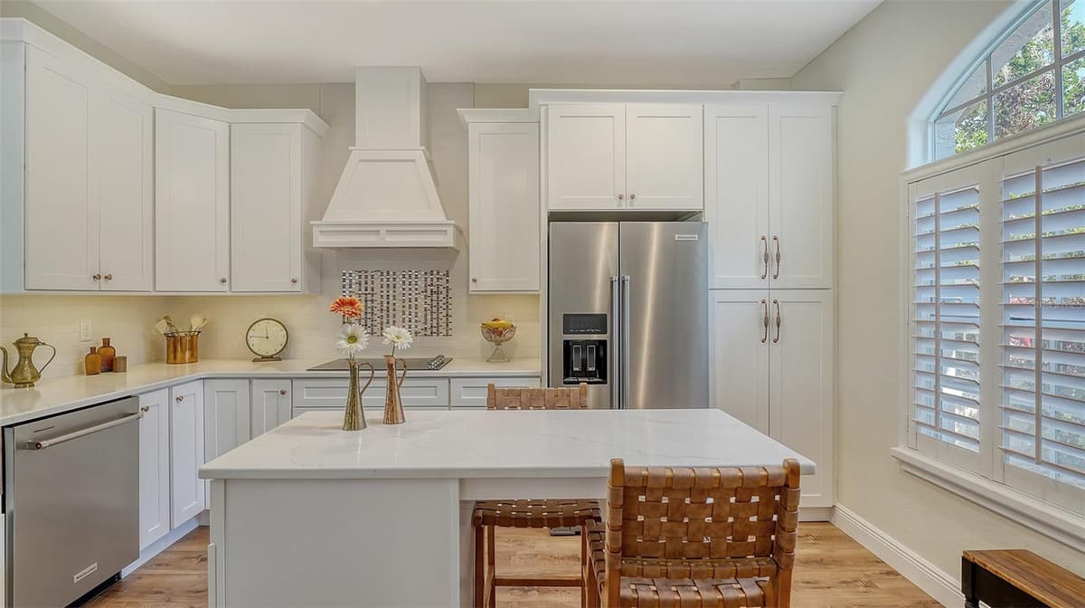 4060 PENSHURST PARK — photo 8 of 50