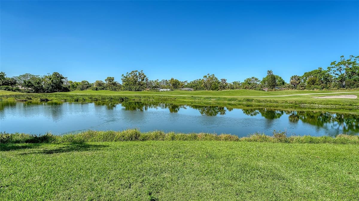 4060 PENSHURST PARK — photo 26 of 50