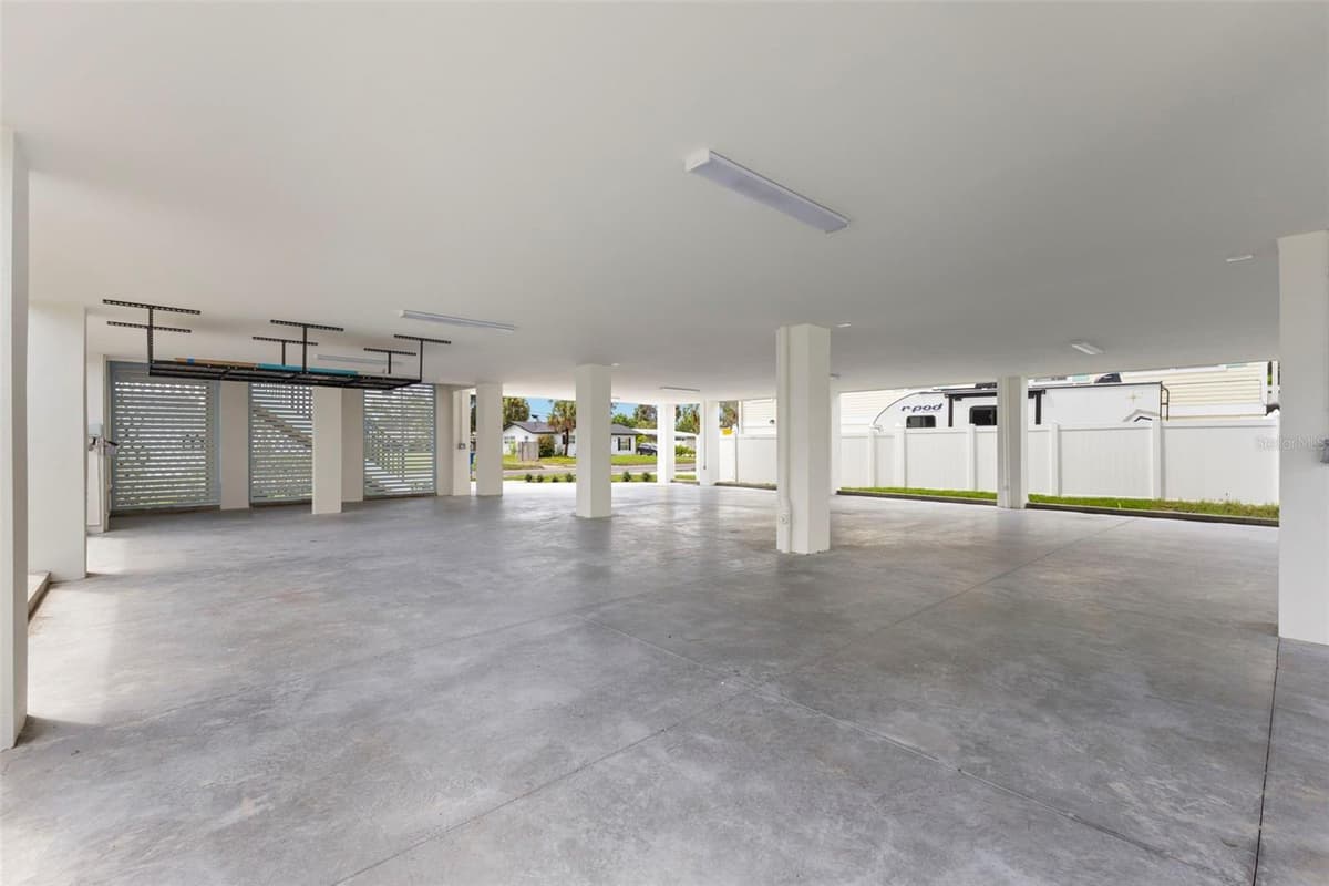 3534 OVERLOOK DRIVE — photo 41 of 52