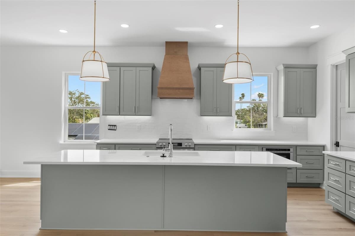 3534 OVERLOOK DRIVE — photo 8 of 52