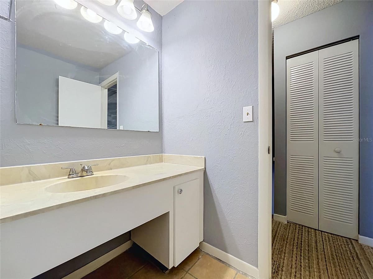 7907 SABAL DRIVE — photo 30 of 45