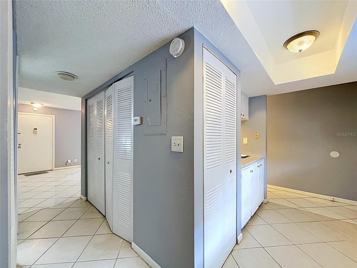 7907 SABAL DRIVE — photo 25 of 45