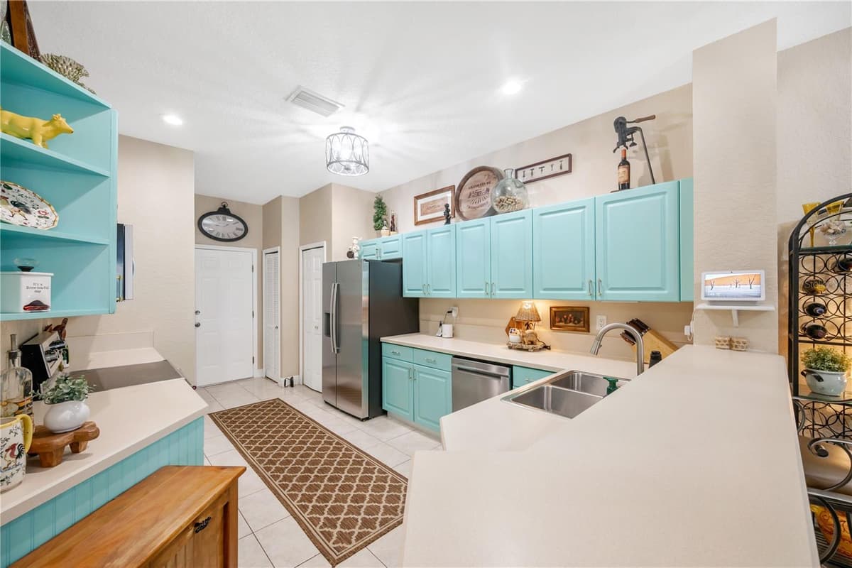 11517 CAPTIVA KAY DRIVE — photo 8 of 36