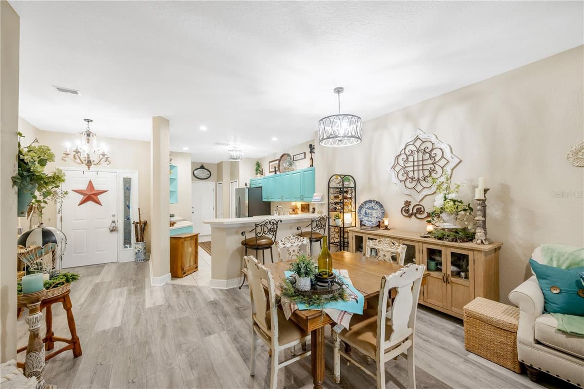 11517 CAPTIVA KAY DRIVE — photo 10 of 36