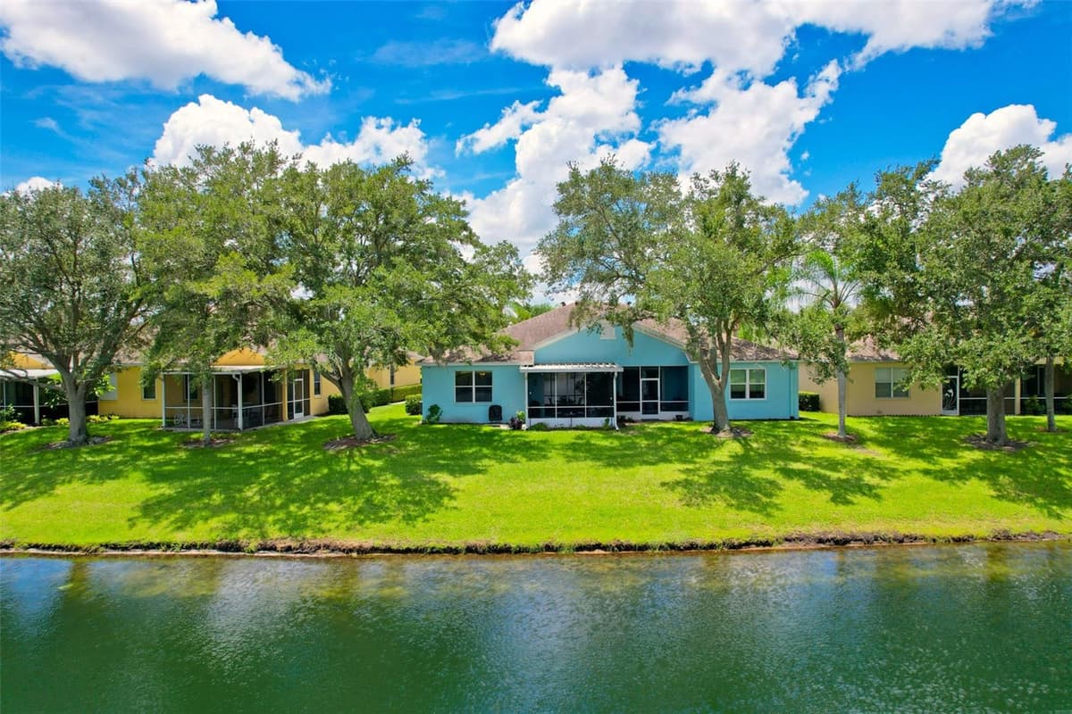 11517 CAPTIVA KAY DRIVE — photo 24 of 36