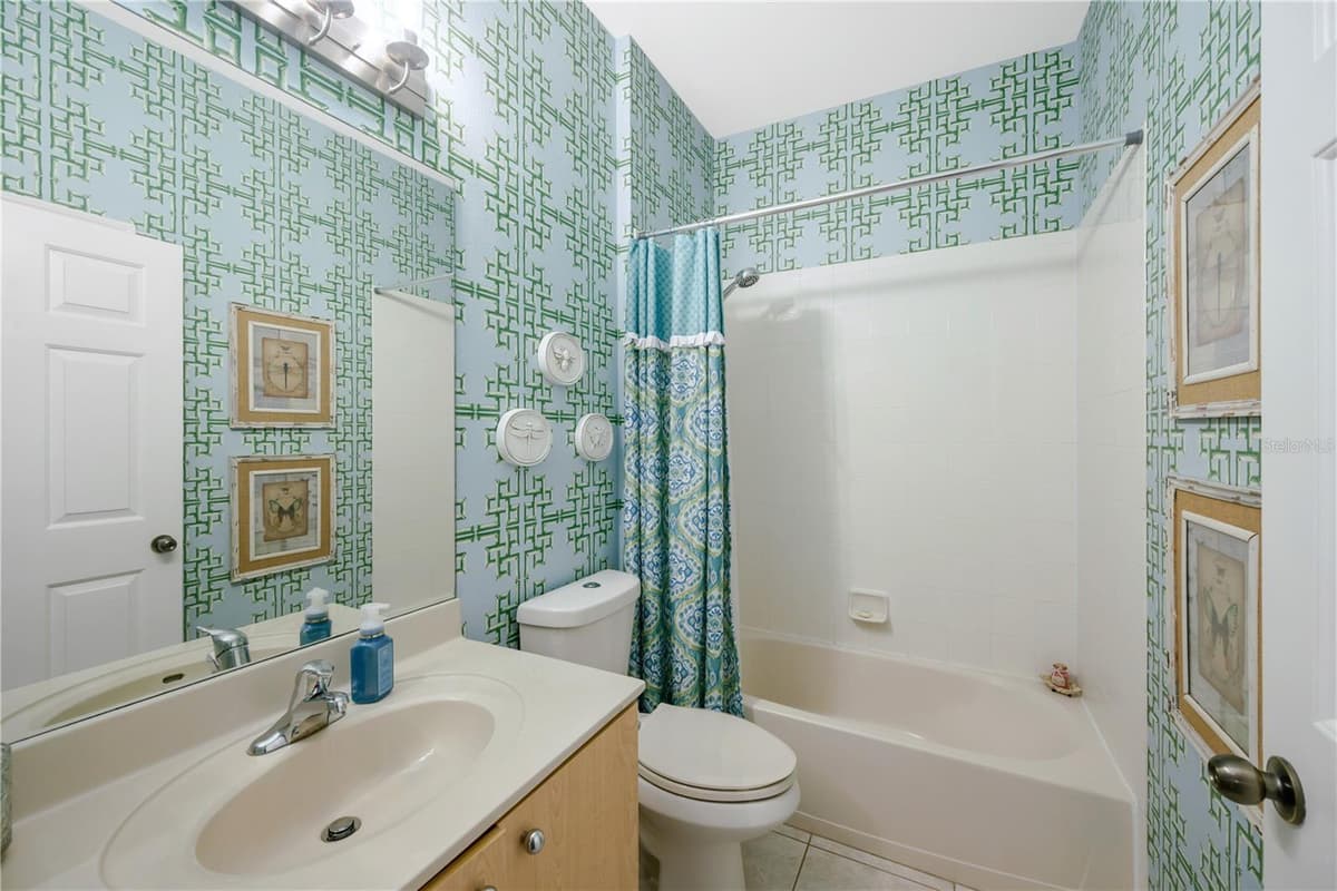 11517 CAPTIVA KAY DRIVE — photo 20 of 36