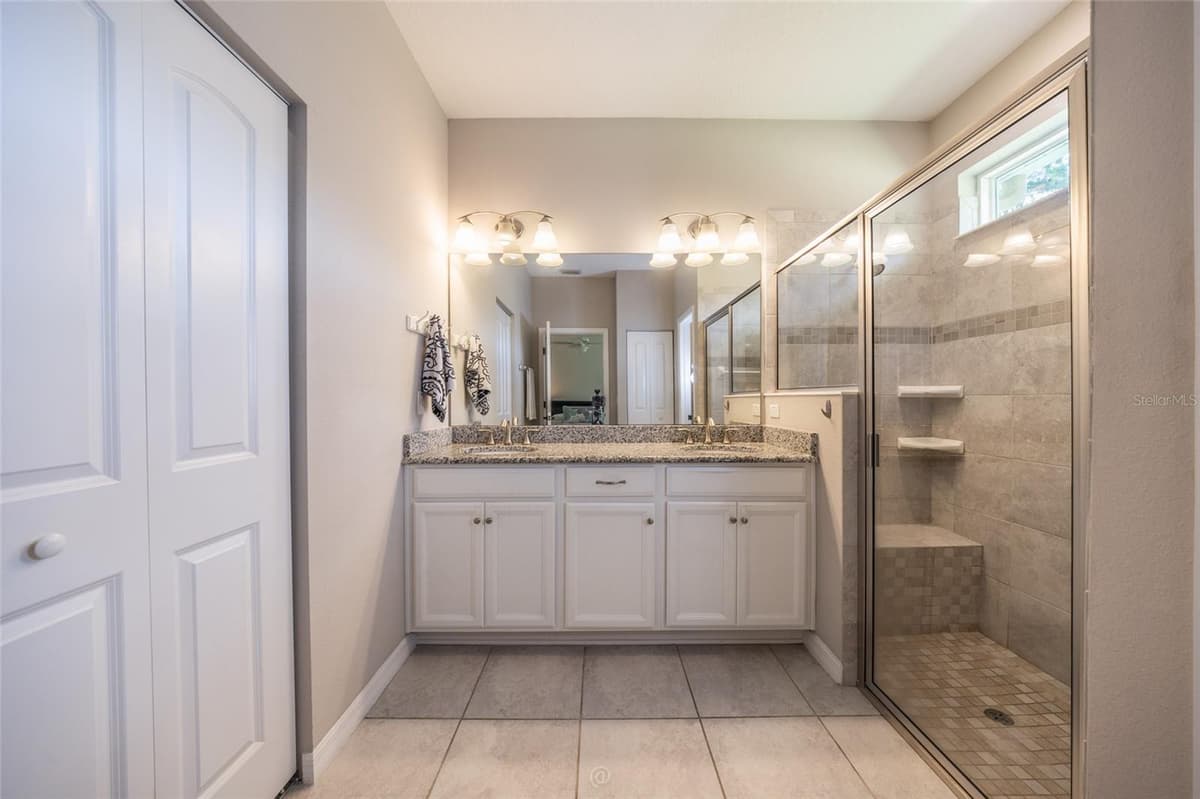 153 PARK PLACE CIRCLE — photo 14 of 32