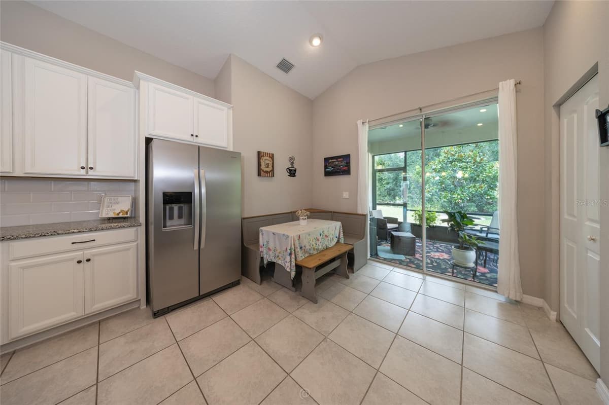 153 PARK PLACE CIRCLE — photo 6 of 32