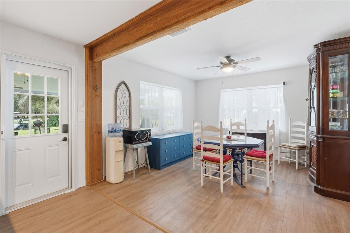 6902 JOHNSTON ROAD — photo 10 of 59