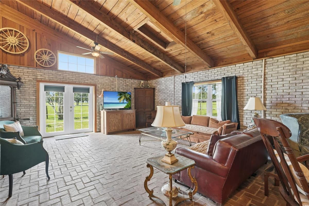 6902 JOHNSTON ROAD — photo 15 of 59