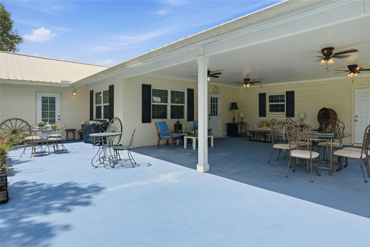 6902 JOHNSTON ROAD — photo 3 of 59