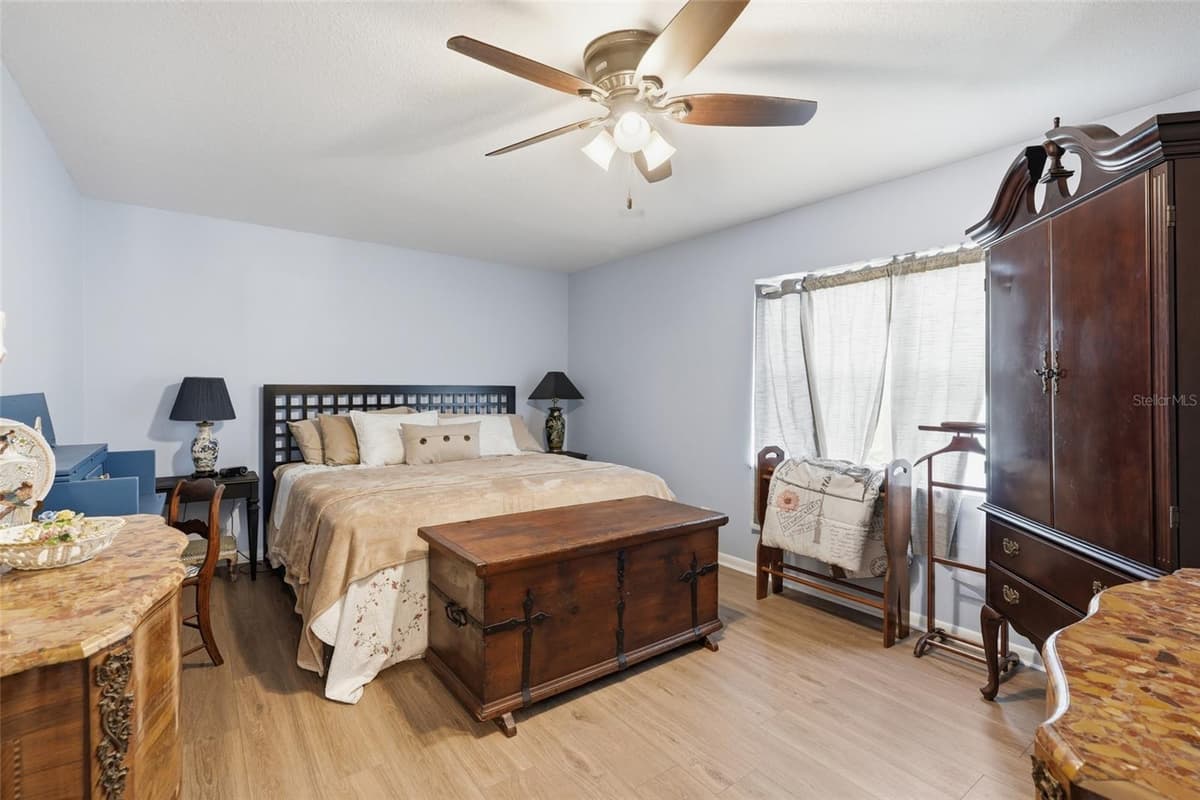 6902 JOHNSTON ROAD — photo 33 of 59