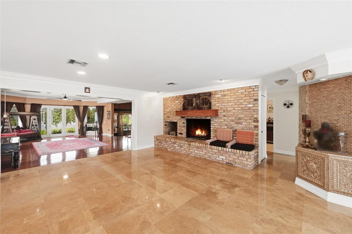 5912 TARAWOOD DRIVE — photo 14 of 90