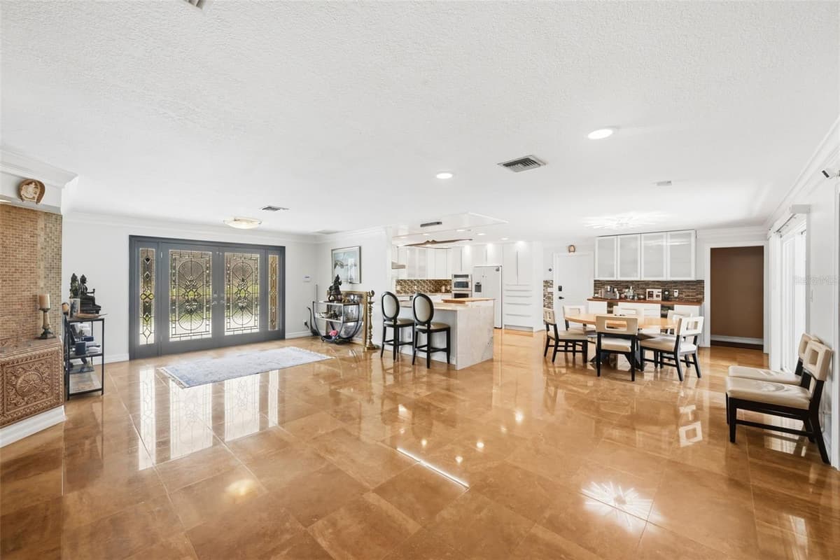 5912 TARAWOOD DRIVE — photo 18 of 90