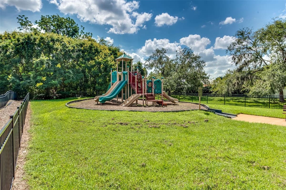 5912 TARAWOOD DRIVE — photo 86 of 90