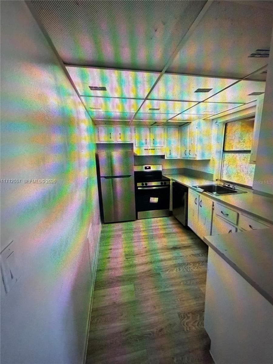 4241 19TH STREET — photo 3 of 12