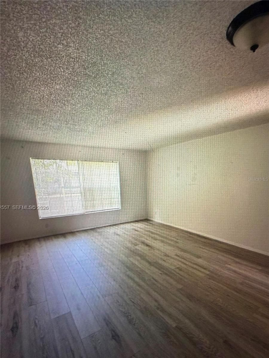 4241 19TH STREET — photo 8 of 12