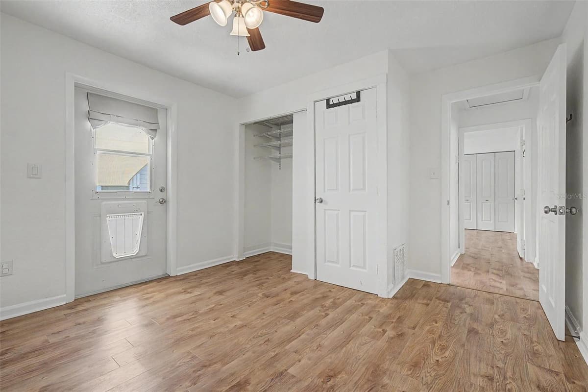3913 LYNN AVENUE — photo 19 of 36