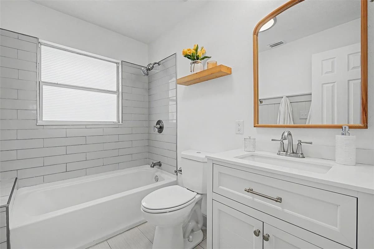 3913 LYNN AVENUE — photo 15 of 36