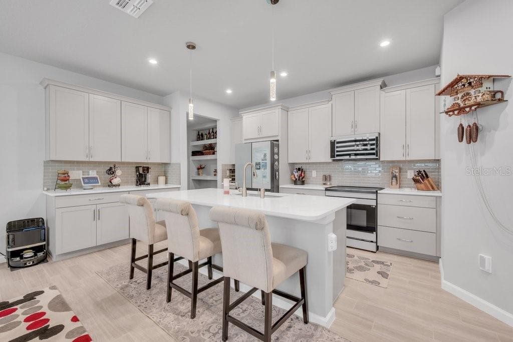 3463 TIMBER CROSSING AVENUE — photo 13 of 41