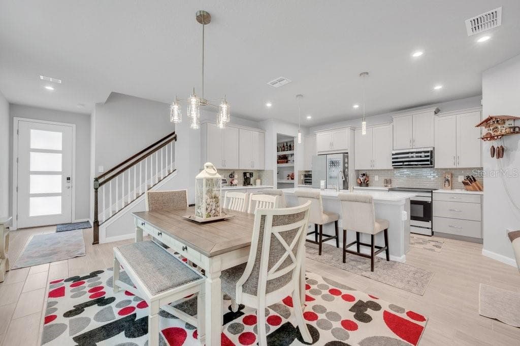 3463 TIMBER CROSSING AVENUE — photo 10 of 41