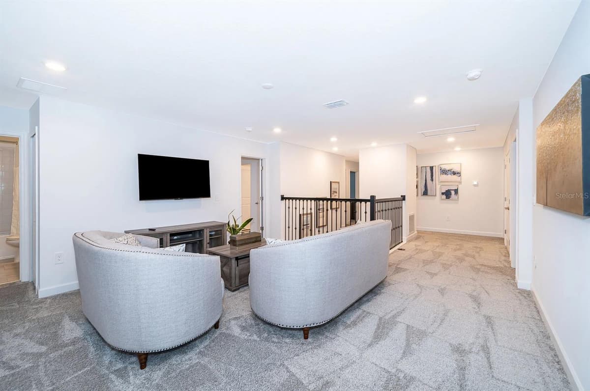 9056 SOMMERSET HILLS DRIVE — photo 31 of 43