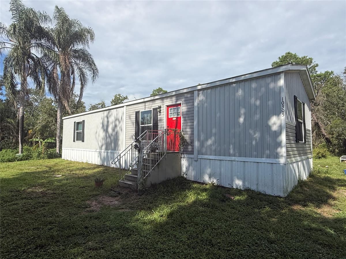 10305 REVELL ROAD — photo 2 of 29