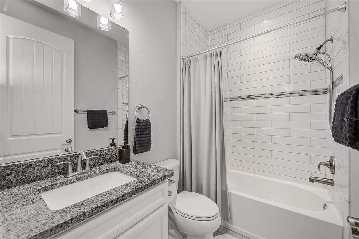 6916 NEOPOLITAN COURT — photo 28 of 53