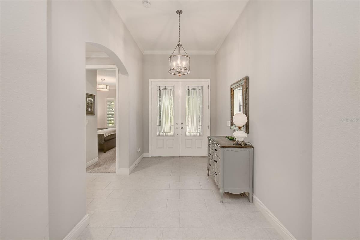 6916 NEOPOLITAN COURT — photo 2 of 53