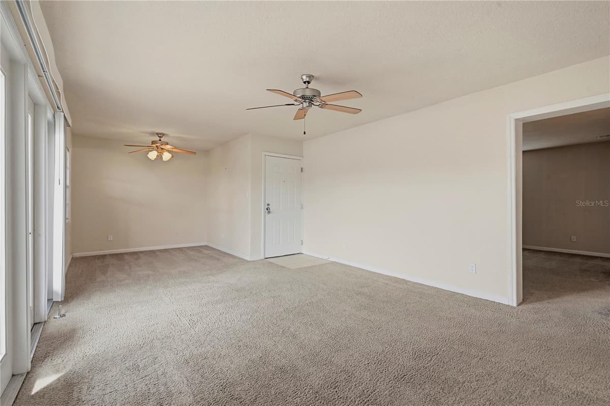 151 SEAHORSE DRIVE — photo 13 of 55