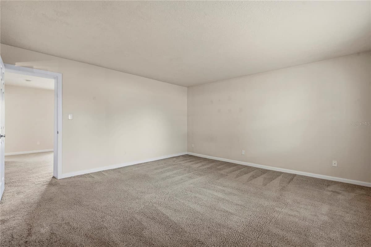 151 SEAHORSE DRIVE — photo 20 of 55