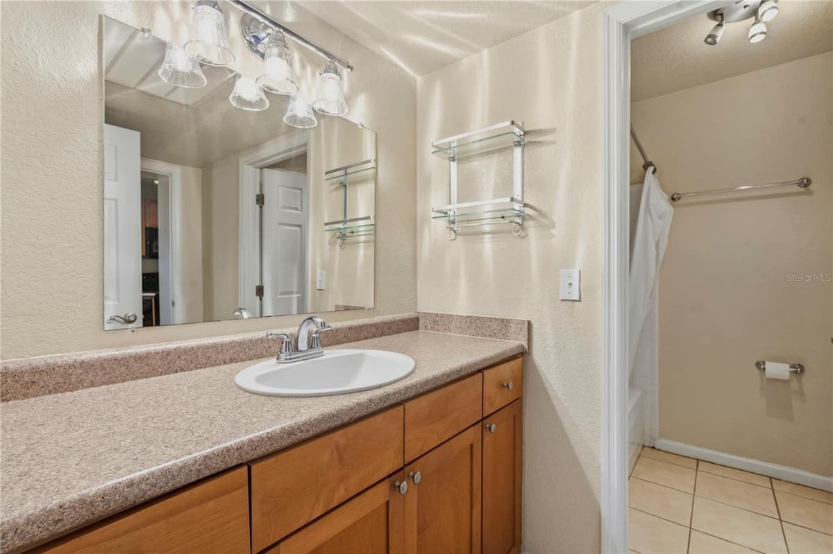 151 SEAHORSE DRIVE — photo 24 of 55