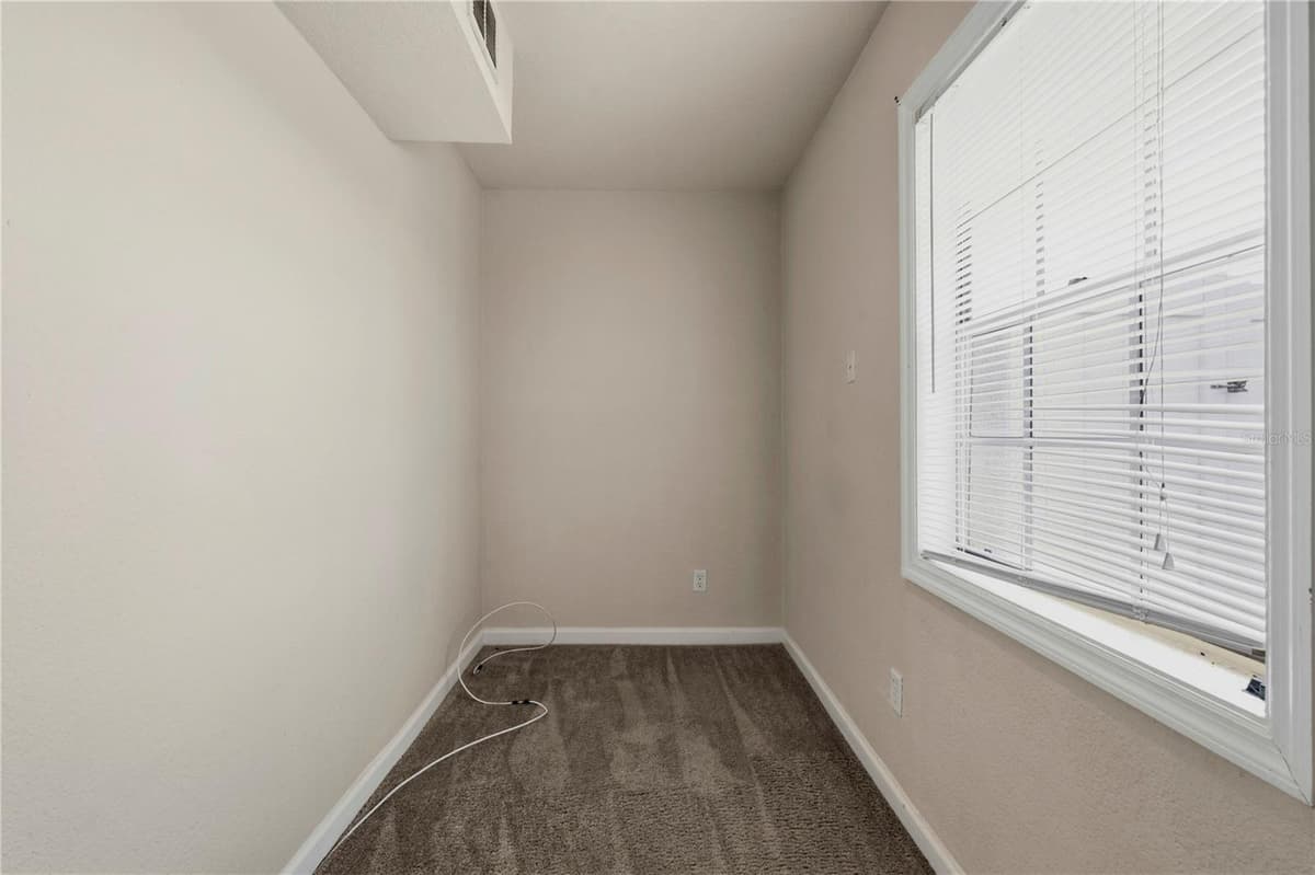 151 SEAHORSE DRIVE — photo 19 of 55