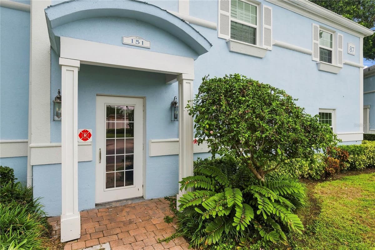 151 SEAHORSE DRIVE — photo 4 of 55